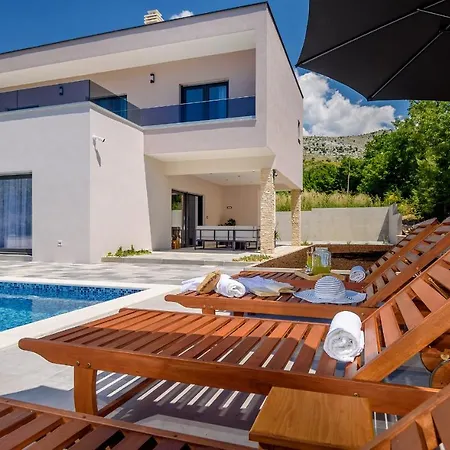 Villa Oriolus Split *