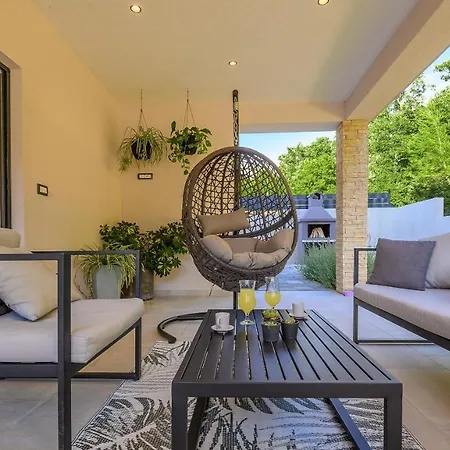 Oriolus Split Villa *
