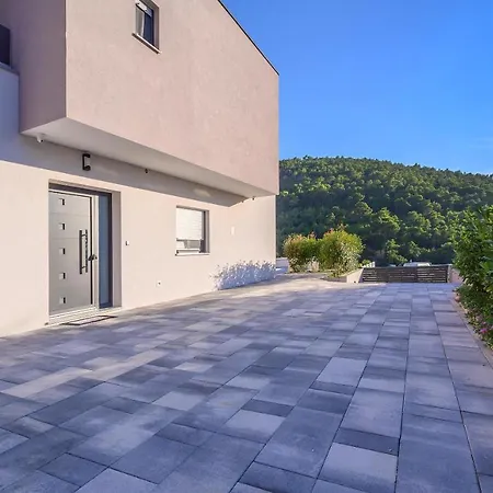 Oriolus Split Villa