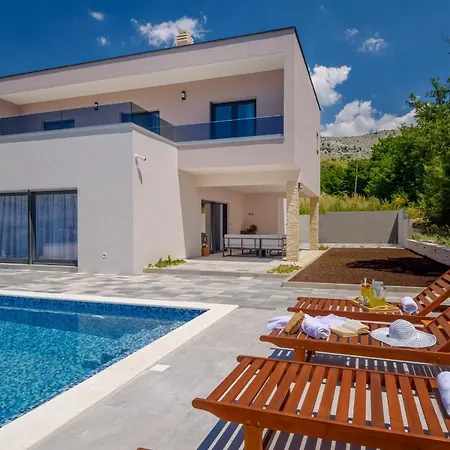 Oriolus Split Villa *