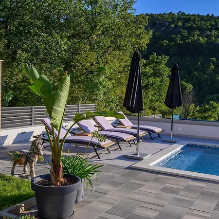 Oriolus Split Villa Srinjine